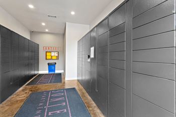 Package locker